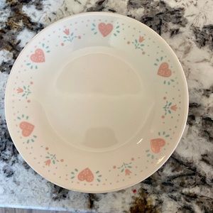 Vintage Corelle bread plates. 6 3/4 in. Heart pattern. Set of 7.